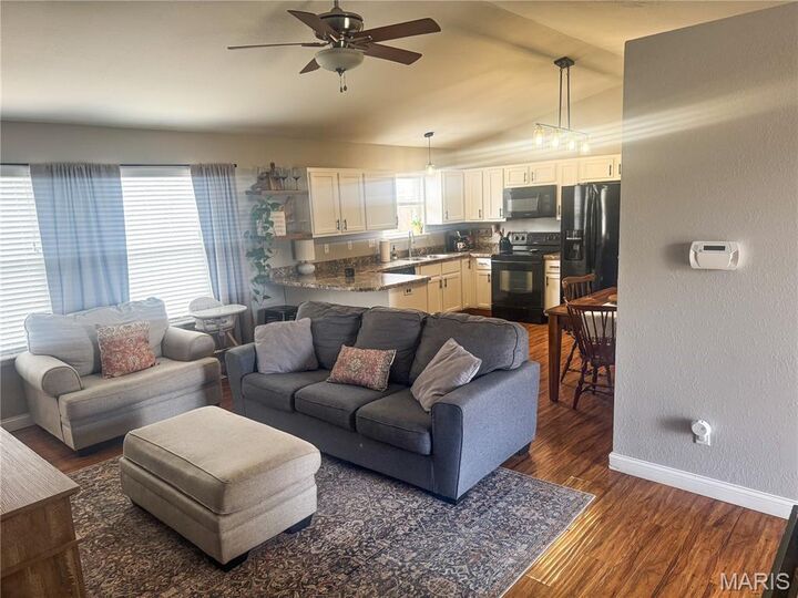 Property Photo:  1736 12 Oaks Place  MO 63070 