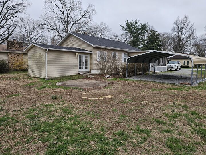 Property Photo:  615 Mitchell Street  IL 62812 