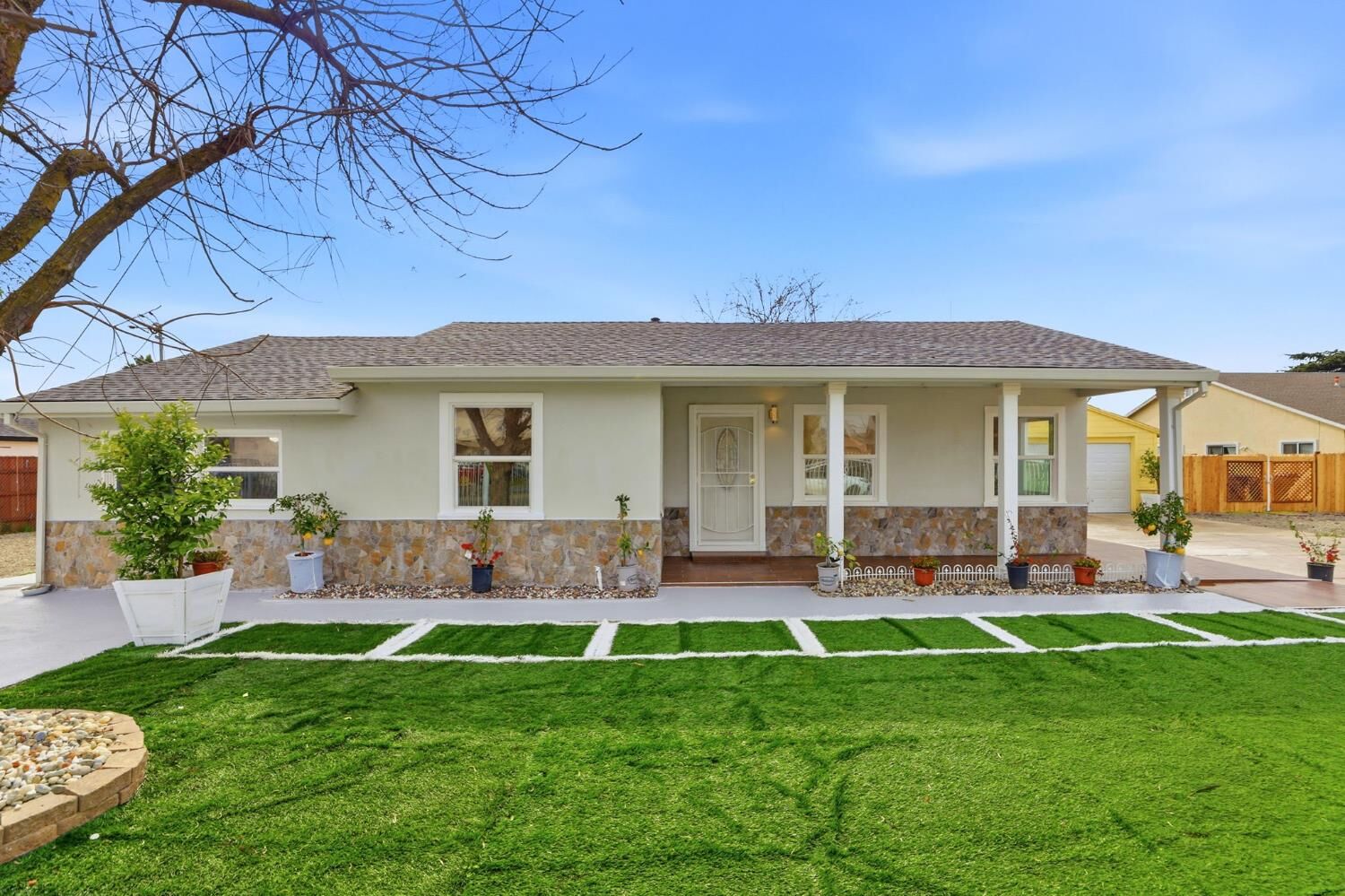 Property Photo:  3712 42nd Ave  CA 95824 