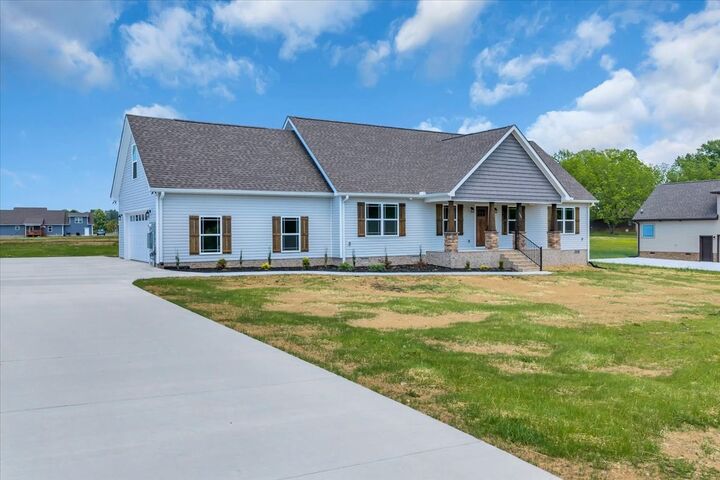 Property Photo:  106 Wiseman Ln  TN 37398 