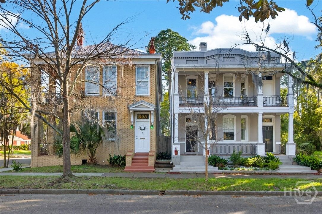 Property Photo:  923 E Park Avenue  GA 31401 