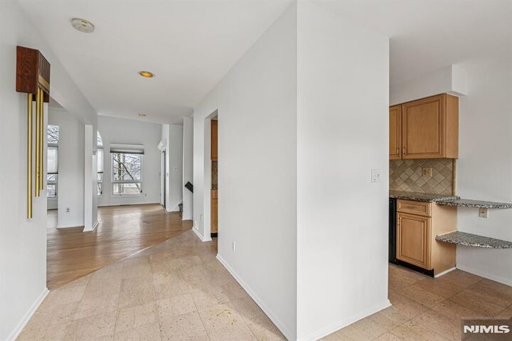 Property Photo:  39 Cedarwood  NJ 07424 