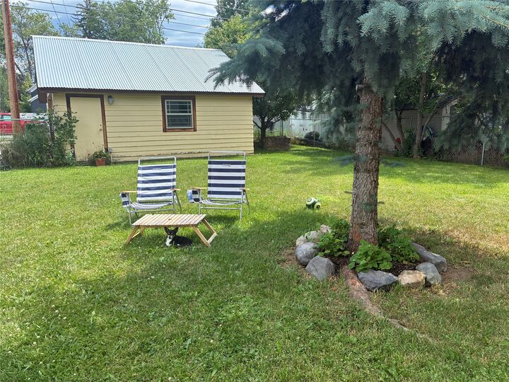 Property Photo:  403 Kalispell Avenue  MT 59937 