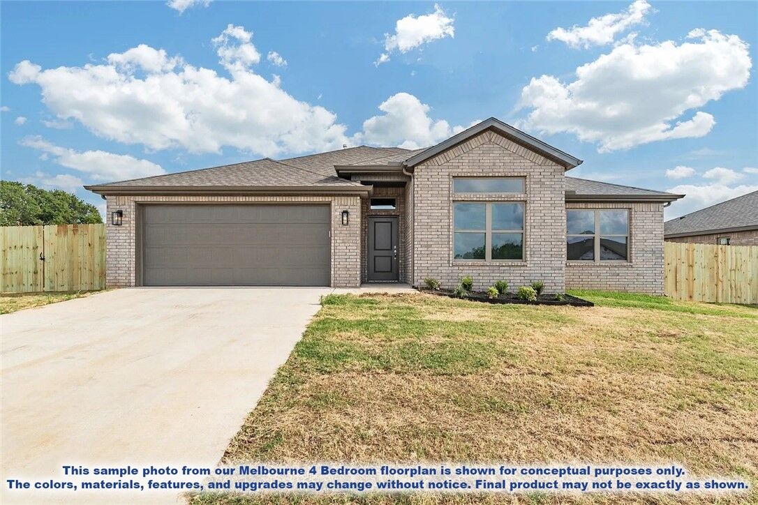 Property Photo: 1045 Glenora Avenue AR 72745