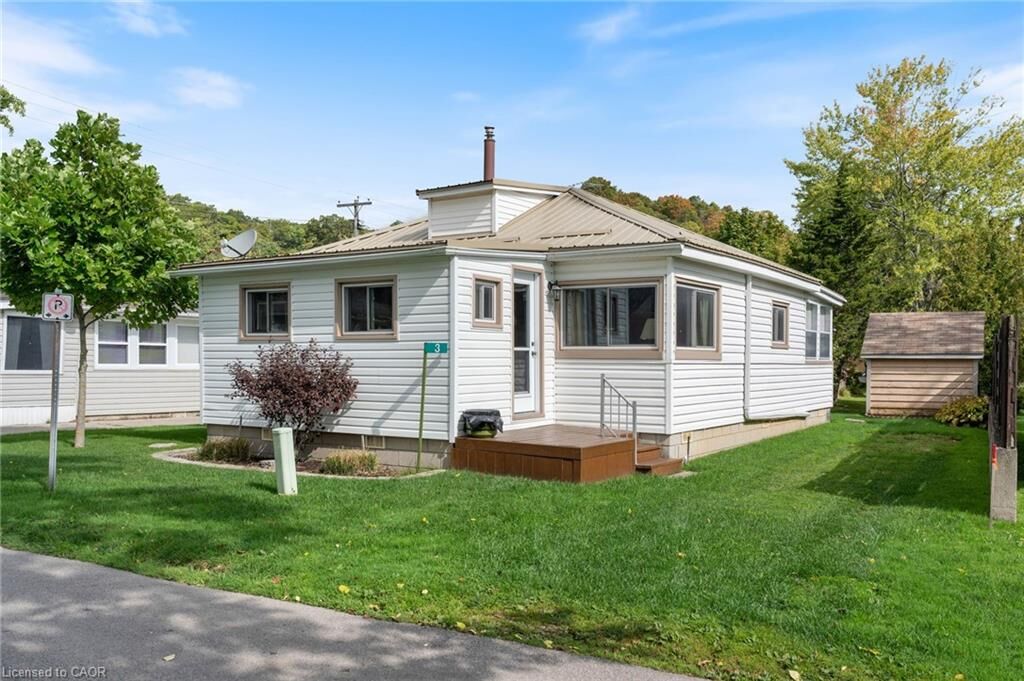 Property Photo: 3 Harold Street ON N0E 1T0