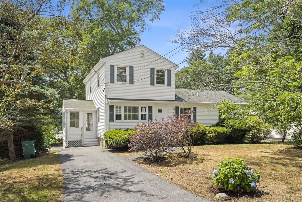 Property Photo:  845 Washington St  MA 02375 