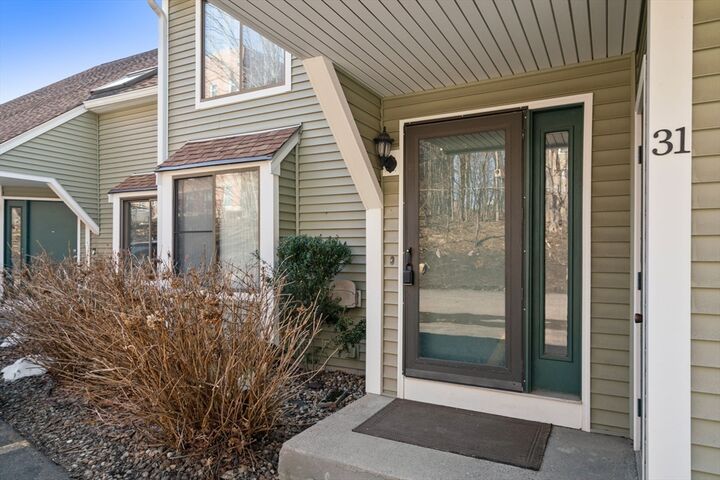 Property Photo:  45 Lakeside Ave 31  MA 01752 