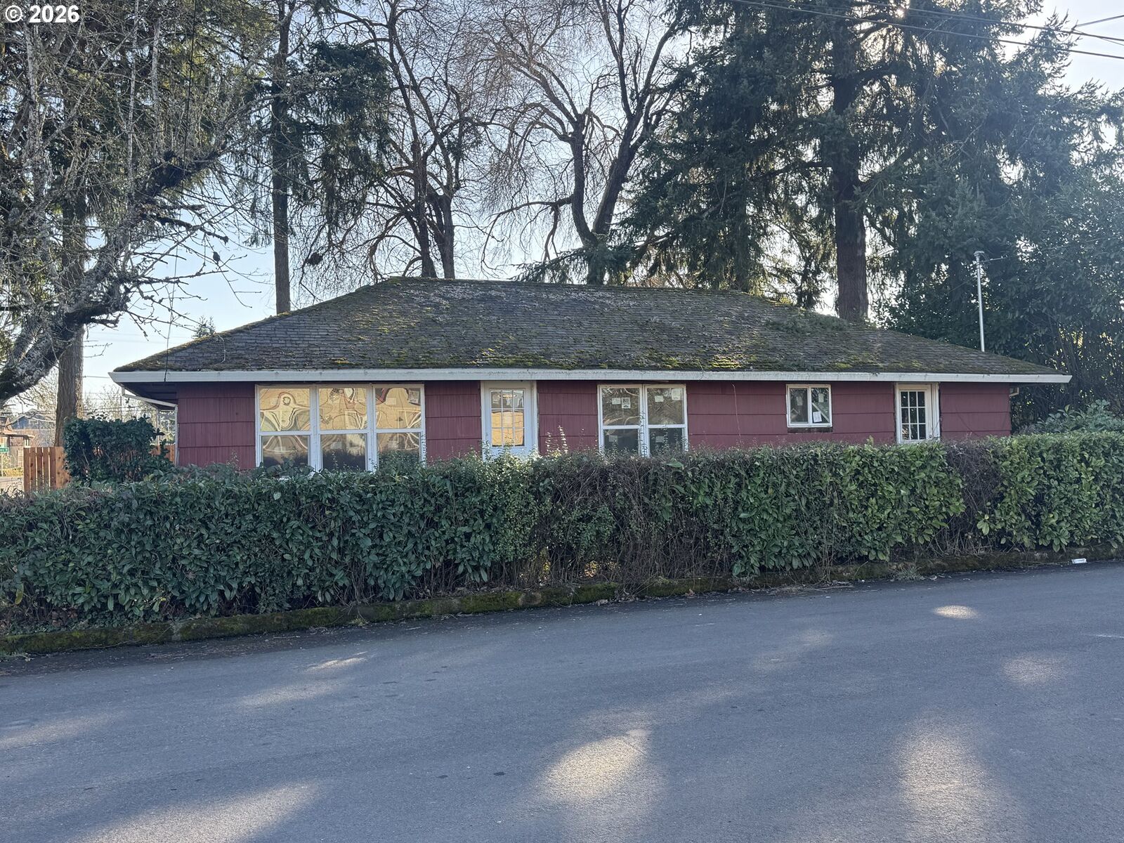Property Photo:  211 Sherman St  OR 97101 