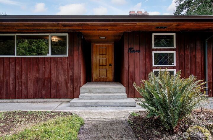 Property Photo:  500 S Toutle Road  WA 98649 