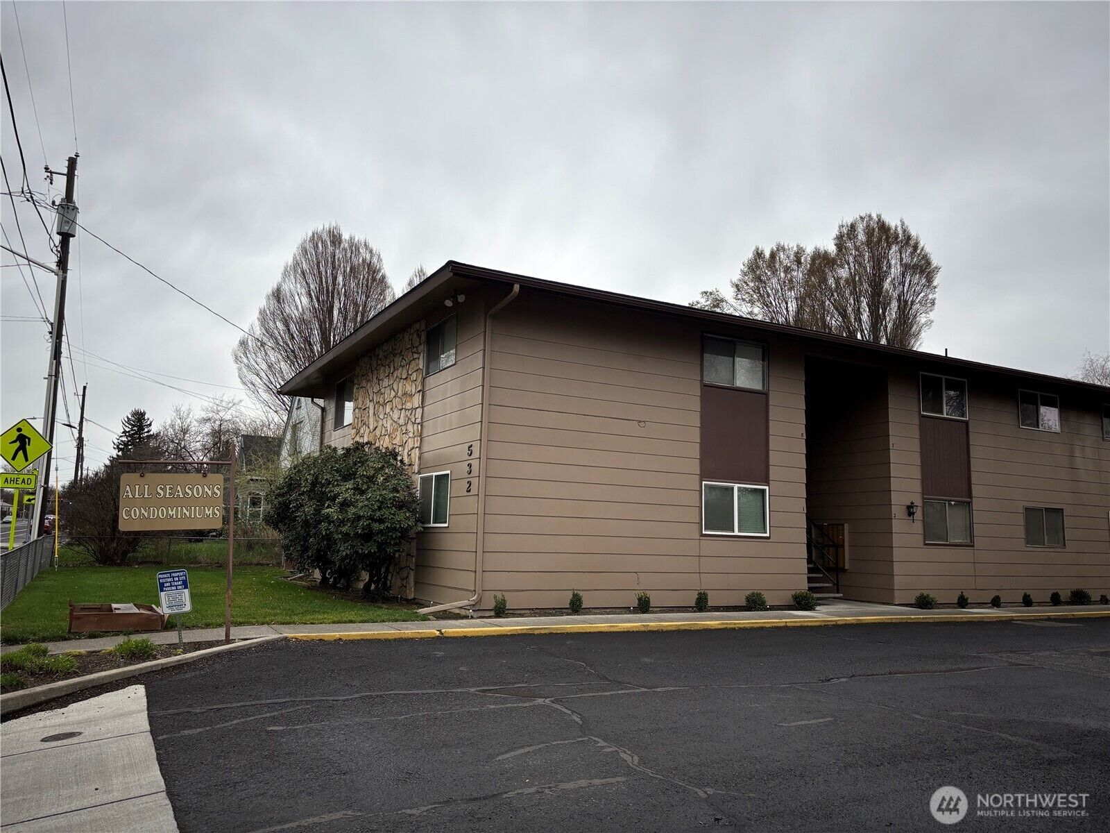 Property Photo: 532 E Alder Street 16 WA 99362