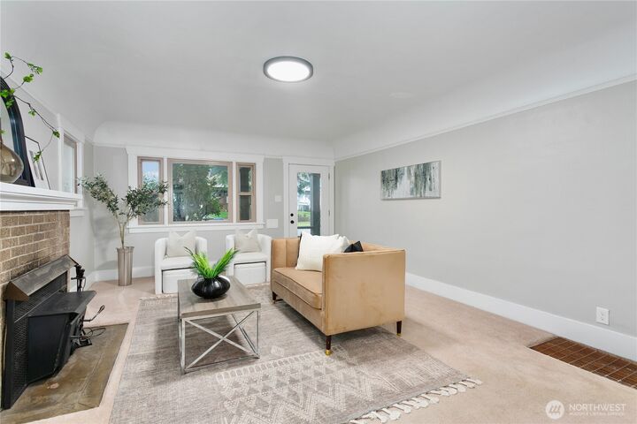 Property Photo:  4822 S L Street  WA 98408 