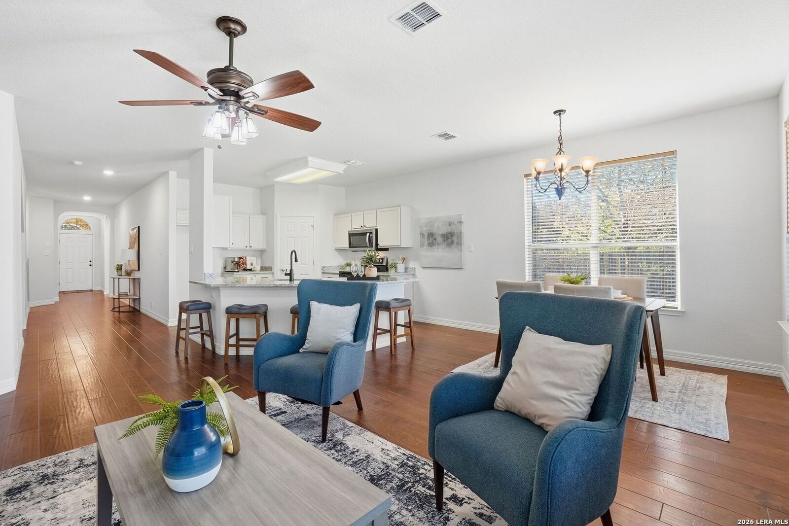 Property Photo:  530 Zapata  TX 78130 
