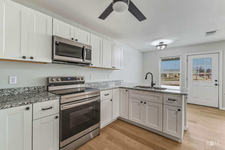 Property Photo: 214 W 18th Street TX 76903