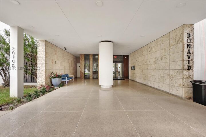 Property Photo: 20100 W Country Club Dr 405 FL 33180