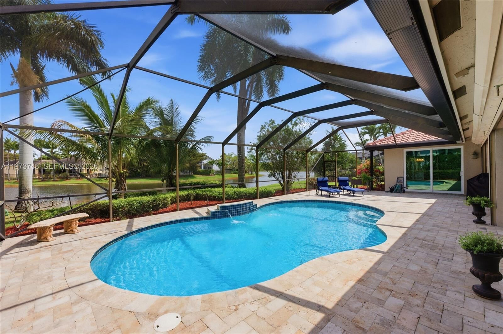 Property Photo:  158 Dockside Cir  FL 33327 