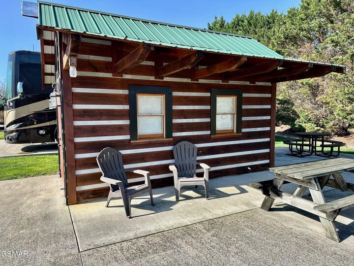 Property Photo:  1919 Lizi Loop Way  TN 37862 