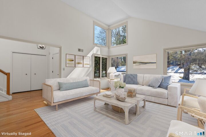 Property Photo: 50 Ironwood Road 50 CT 06117