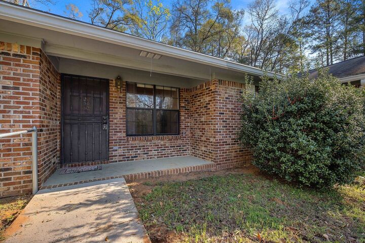 Property Photo: 310 S Chalk Street FL 32351