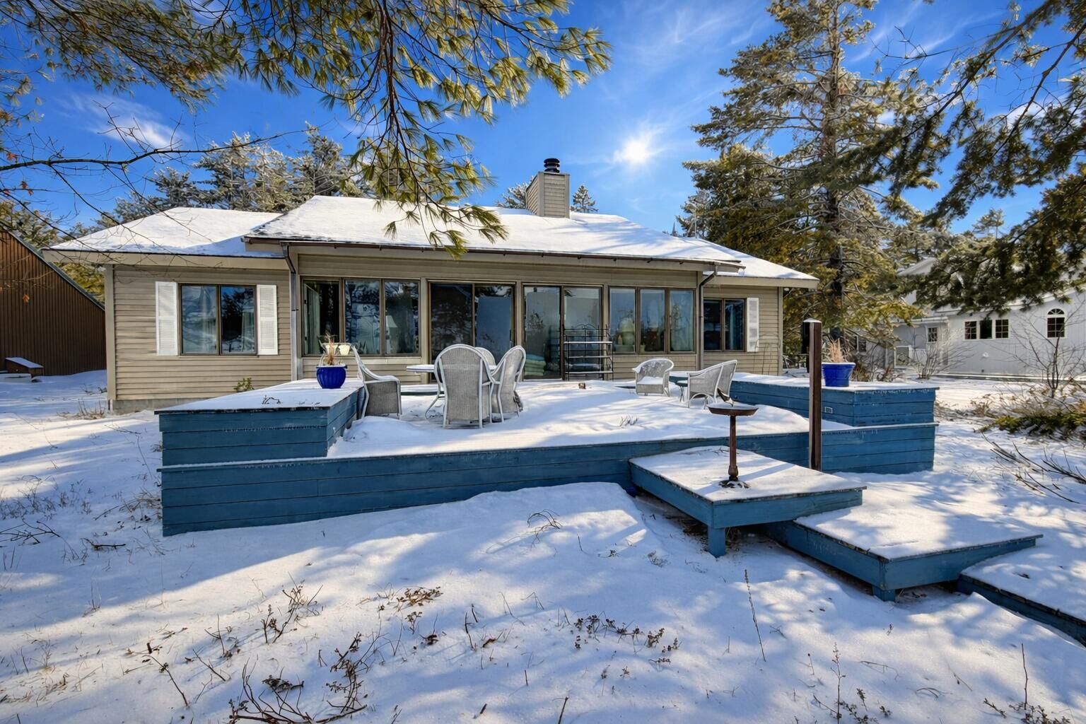 Property Photo:  3332 Edgewater Drive  MI 49721 