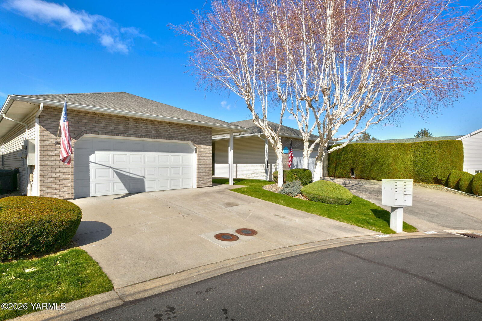 Property Photo: 3701 Fairbanks Ave WA 98902