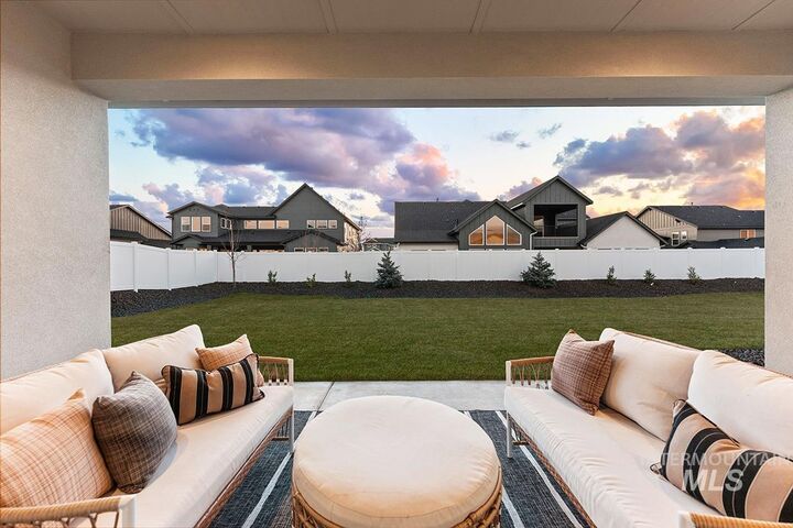 Property Photo:  14293 N Hornbill Way  ID 83714 