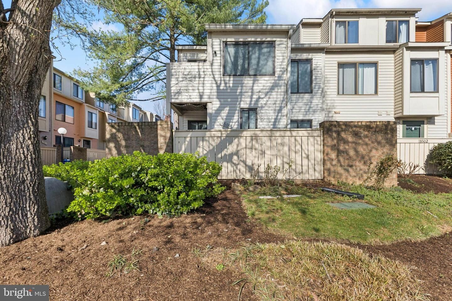 Property Photo: 18600 Nathans Place MD 20886