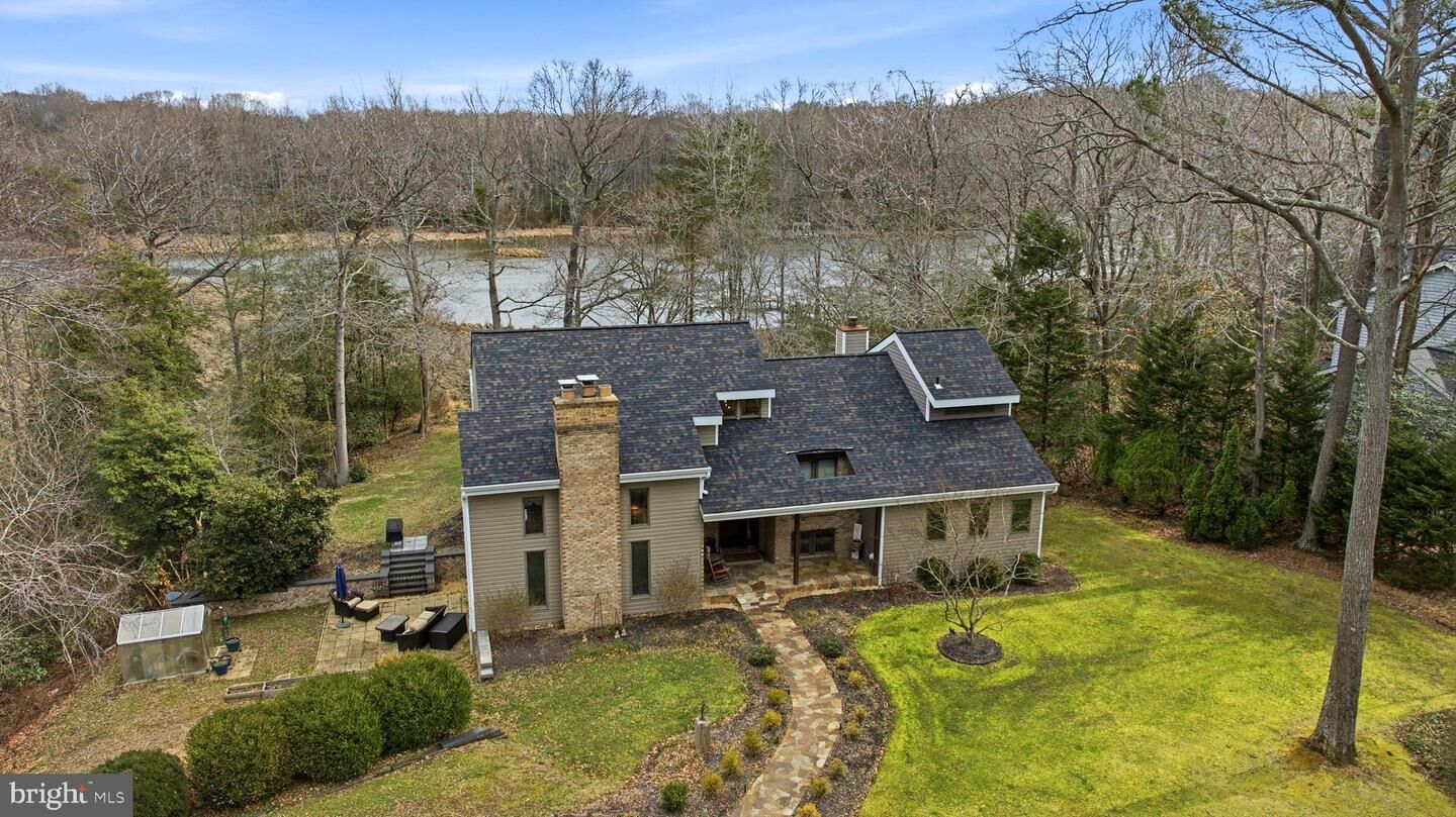 Property Photo:  7440 Sedwick Court  MD 20685 