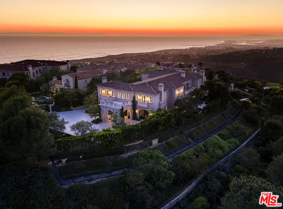 Property Photo: 2 Coral Rdg CA 92657
