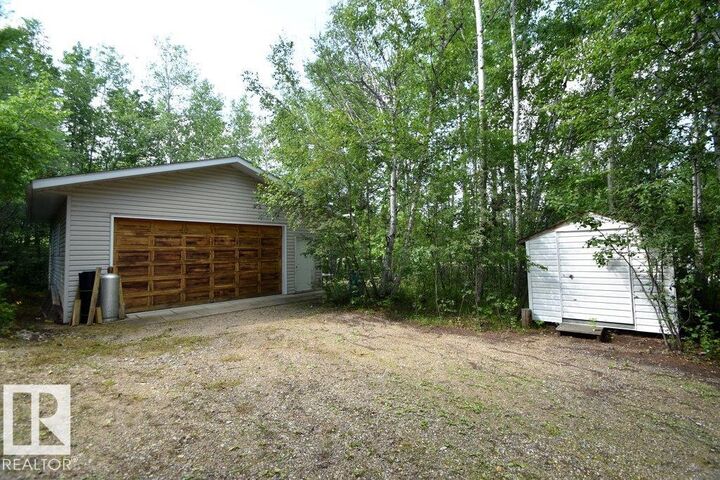 Property Photo:  27, 174032 Twp Rd 653.7  AB T0A 0M0 