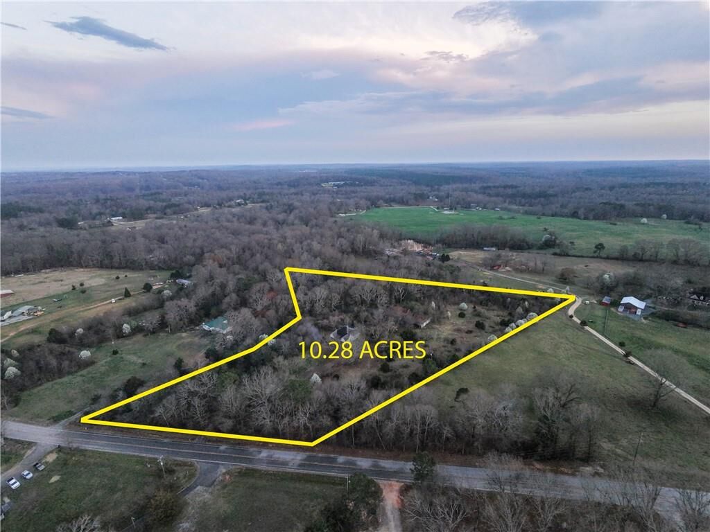 Property Photo:  2762 Highway 326  GA 30530 