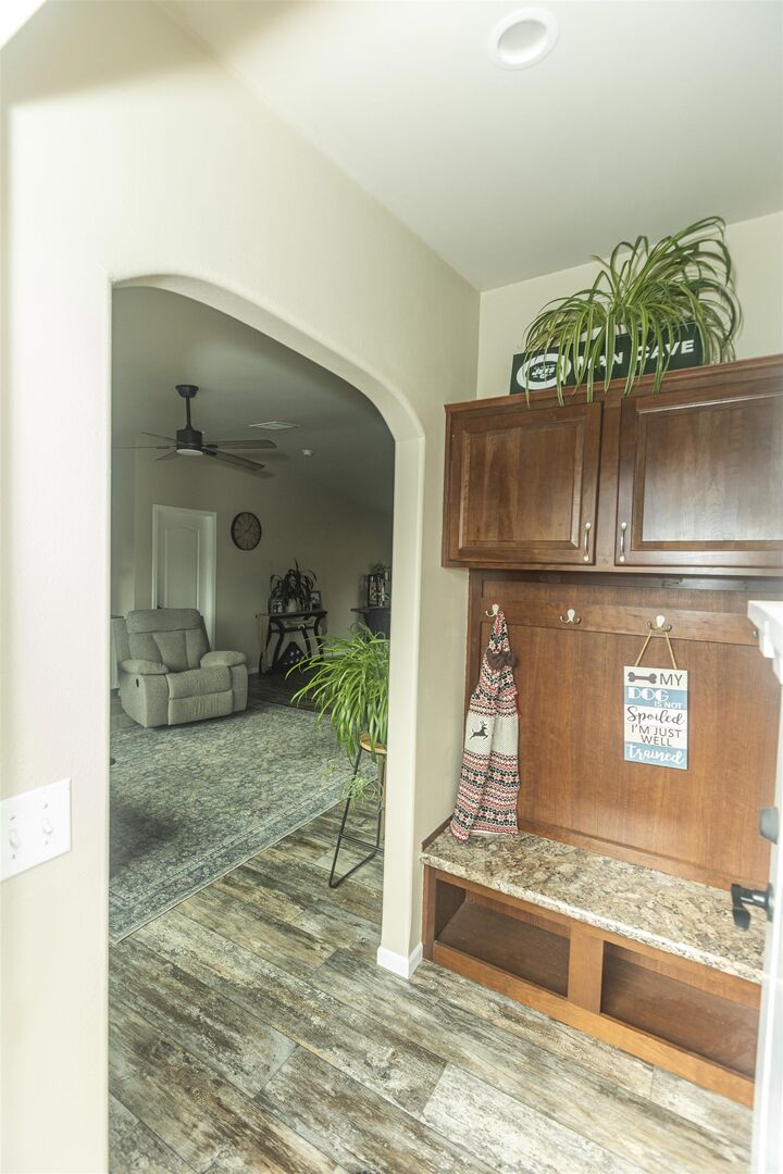 Property Photo:  2432 Pioneer Way  CO 81650 