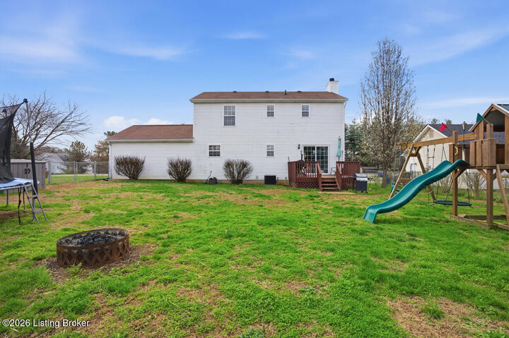 Property Photo:  501 Eileen Ct  KY 40175 