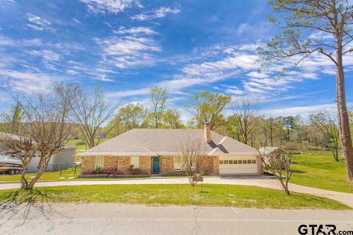 Property Photo:  206 Hideaway Lane Central  TX 75771 