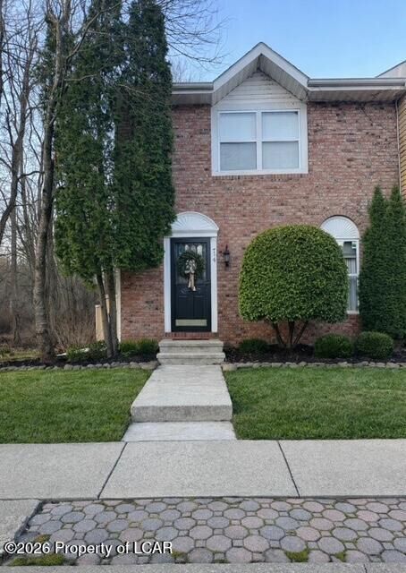 Property Photo:  414 Daisy Court  PA 18643 