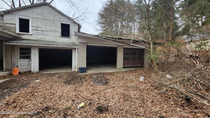 Property Photo:  142 Franklin Street  PA 18612 