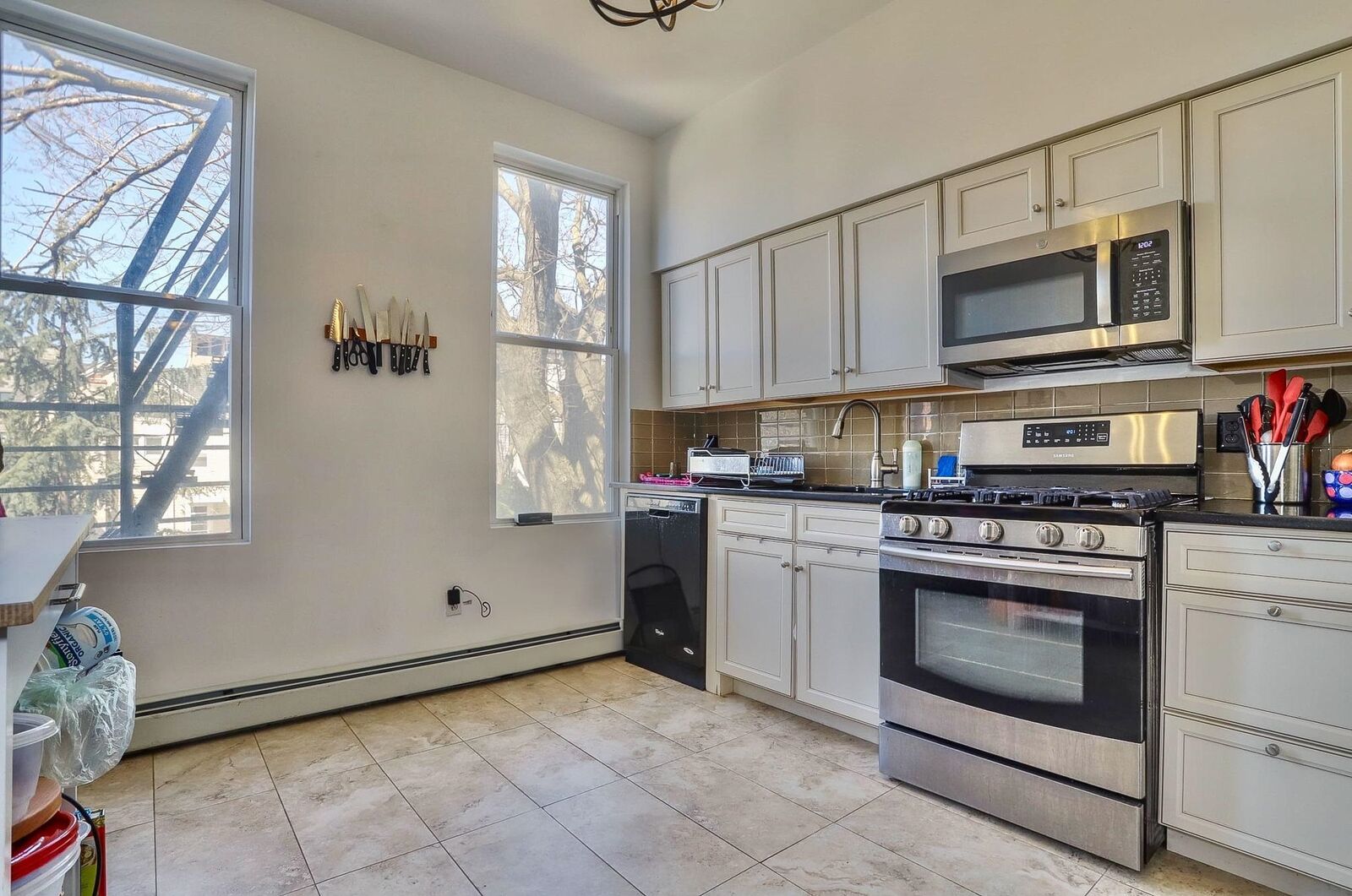 Property Photo:  169 Ogden Ave 2  NJ 07307 