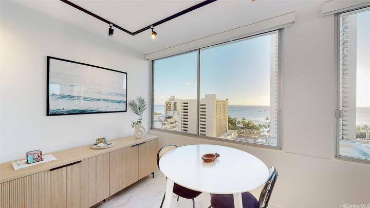 Property Photo:  2427 Kuhio Avenue 1403  HI 96815 
