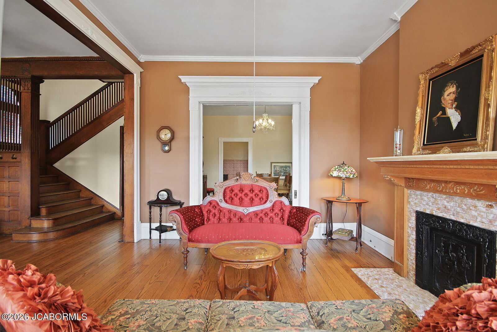 Property Photo: 615 E High Street MO 65101