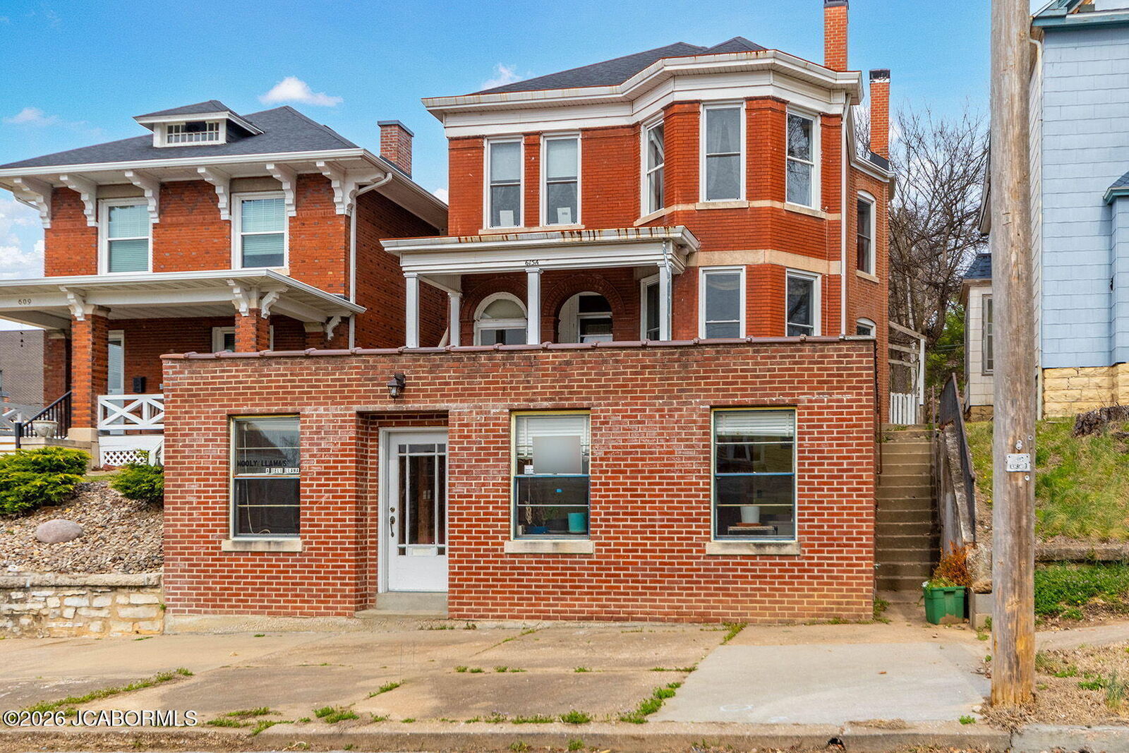 Property Photo: 615 E High Street MO 65101