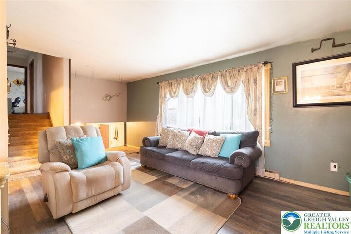 Property Photo:  4286 Adams Avenue  PA 18015 