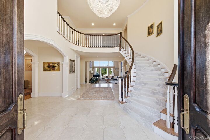 Property Photo: 19 Cobblestone Court NY 11721