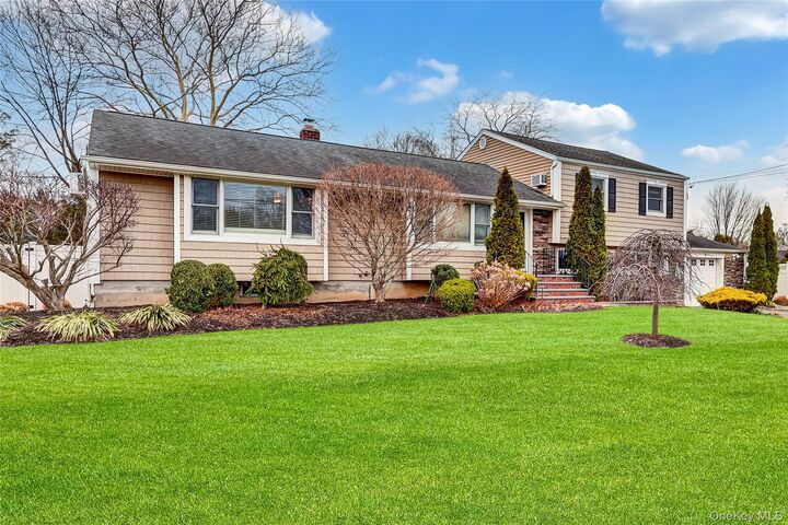 Property Photo: 18 Frost Lane NY 11740