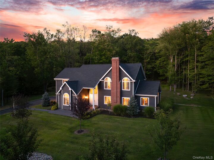 Property Photo:  27 Valenza Lane  NY 10913 