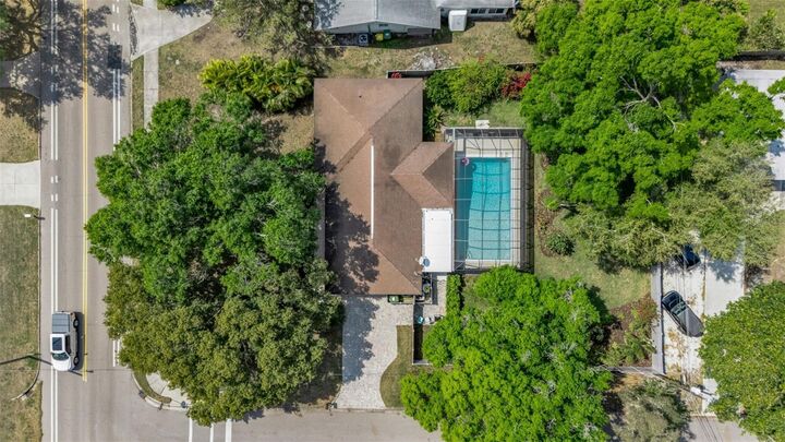 Property Photo:  2587 Ringling Boulevard  FL 34237 