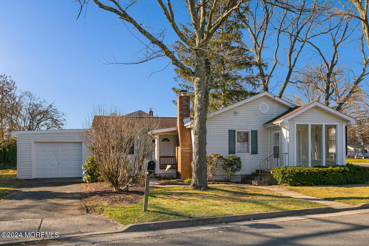 Property Photo:  717 Harmony Road  NJ 07748 
