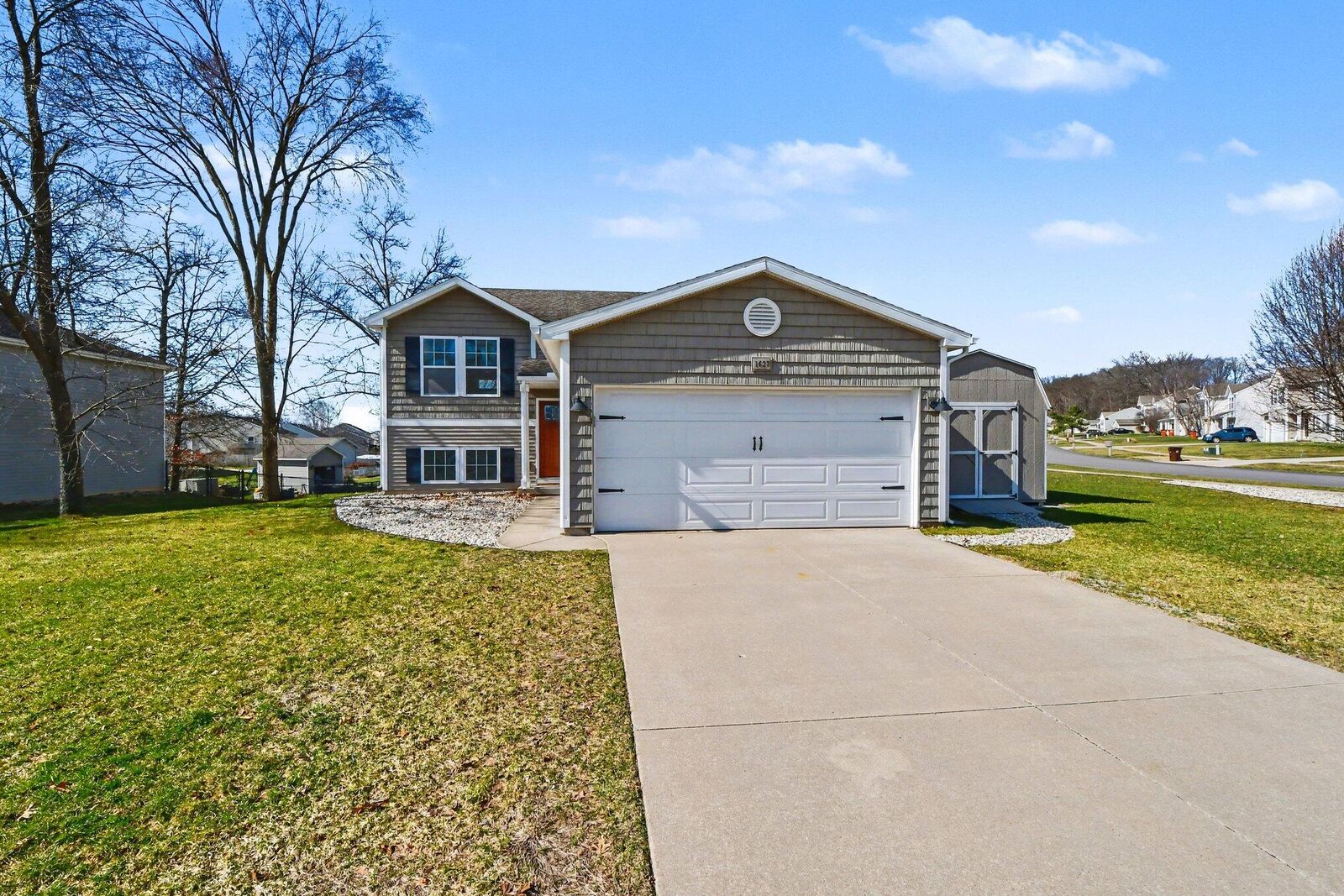 Property Photo: 1627 Hamlet Drive MI 49331