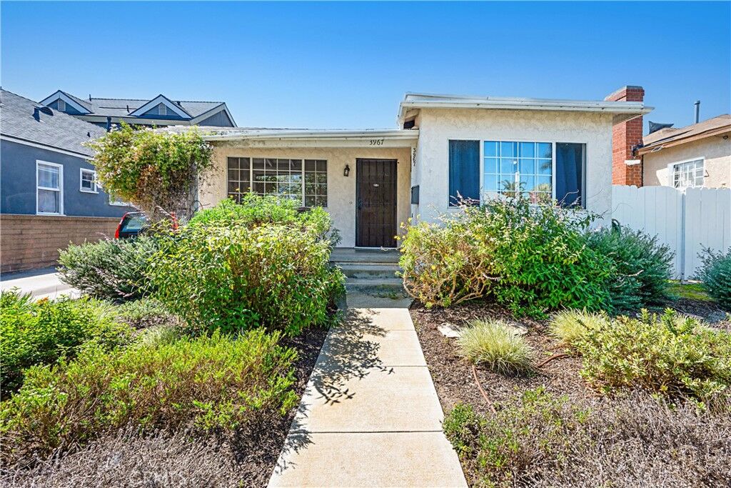 Property Photo: 3967 Berryman Avenue CA 90066