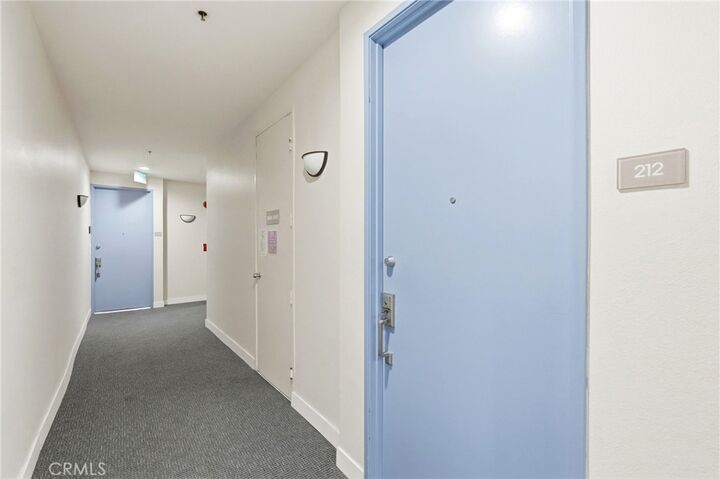 Property Photo:  5350 White Oak Avenue 212  CA 91316 