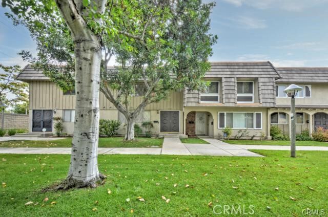 Property Photo: 4555 Larwin CA 90630