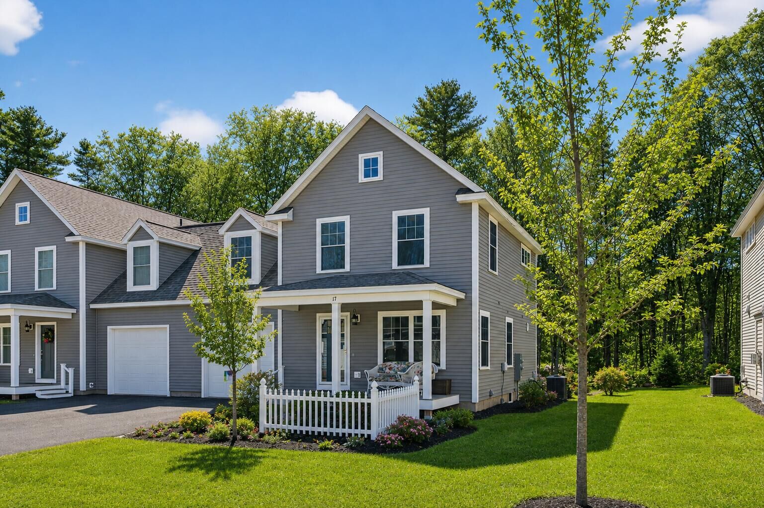Property Photo:  17 Webhannet Place 11  ME 04043 